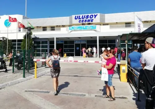 Çeşme Feribot Limanı
